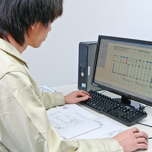 施工中の検査の様子